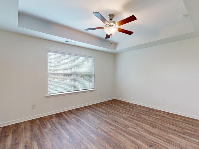 Building Photo - 118 Spaniel Drive