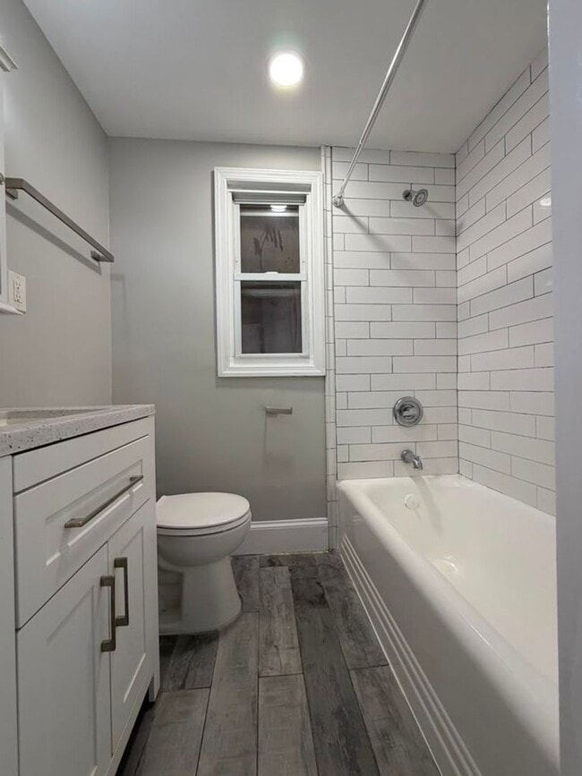 Interior Photo - Grove St Apartments