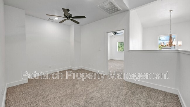 Photo - 205 Lynn Dr Apartment