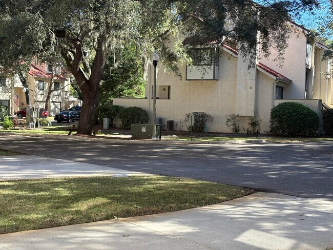 Foto del edificio - 30 Marina Cove Dr