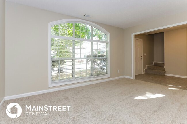 Foto del edificio - 546 Lone Oak Dr