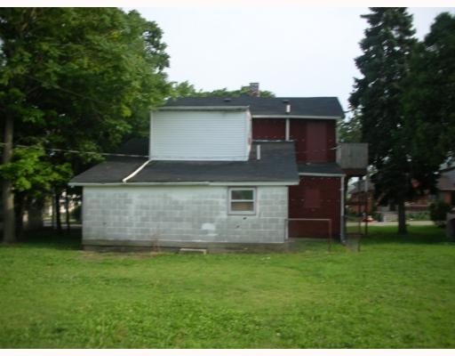 Building Photo - 218 E North St