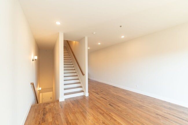 Photo - Modern 4 Bedroom Townhome in Southside Chattanooga