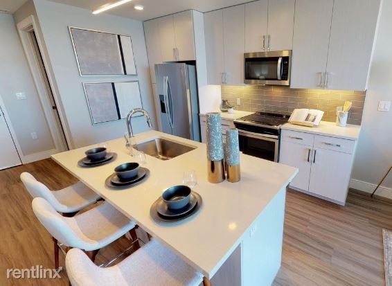 Building Photo - Studio, 1 bath Apartment - 2112 Welton St