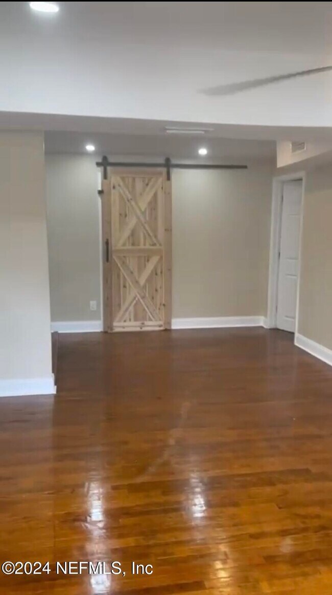 Foto del edificio - 4509 Detaille Dr