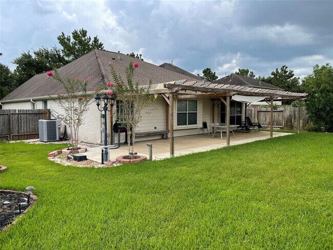 Building Photo - 5010 Parkcanyon Ln