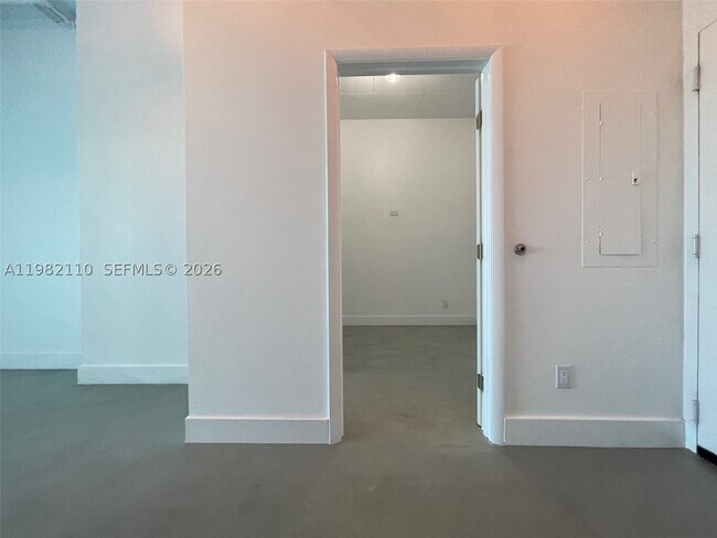 Foto del edificio - 3029 NE 188th St