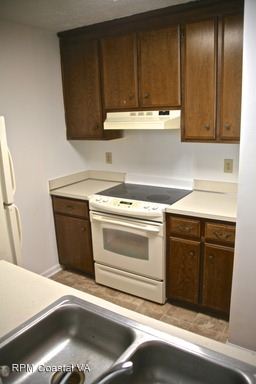 Building Photo - 172 Tidal Dr