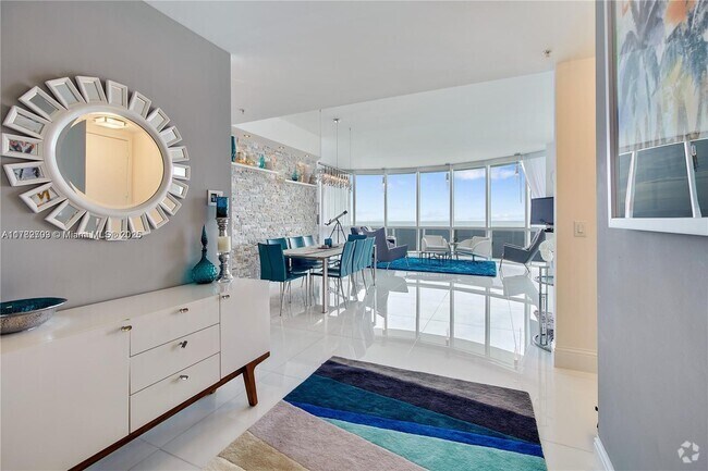 Building Photo - 18101 Collins Ave