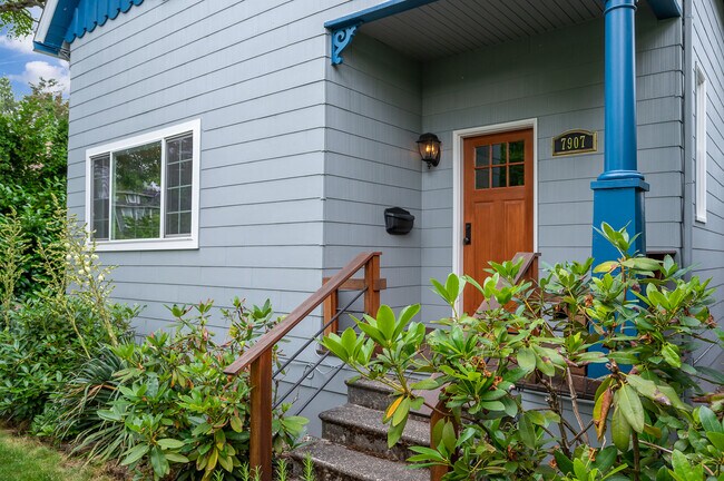 Foto del edificio - 7907 N Hereford Ave