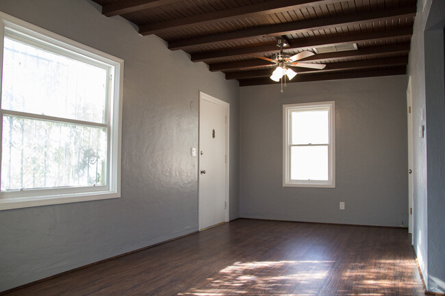 Building Photo - 1024 N Euclid Ave