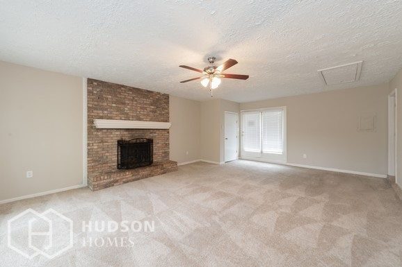 Building Photo - 6151 Old Mill Dr