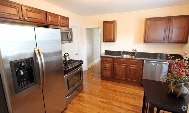 Building Photo - 62 Litchfield St