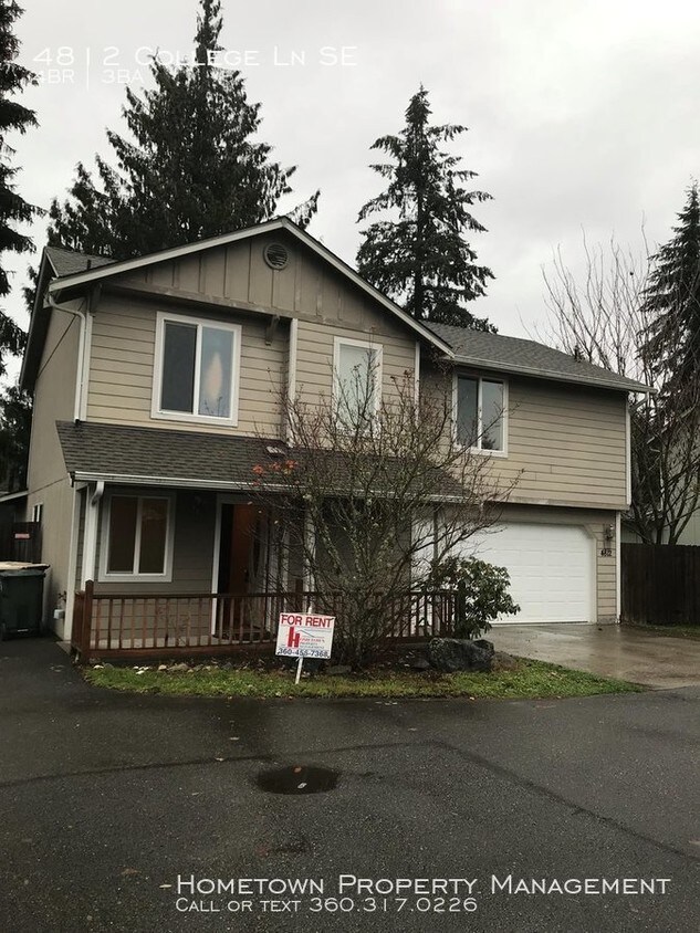 Foto principal - Spacious 4 Bedroom Home in Lacey!