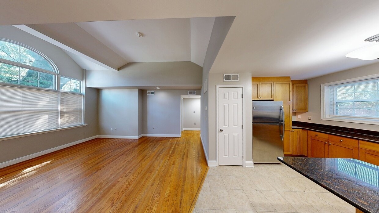 Photo - Rodgers Forge Apartments