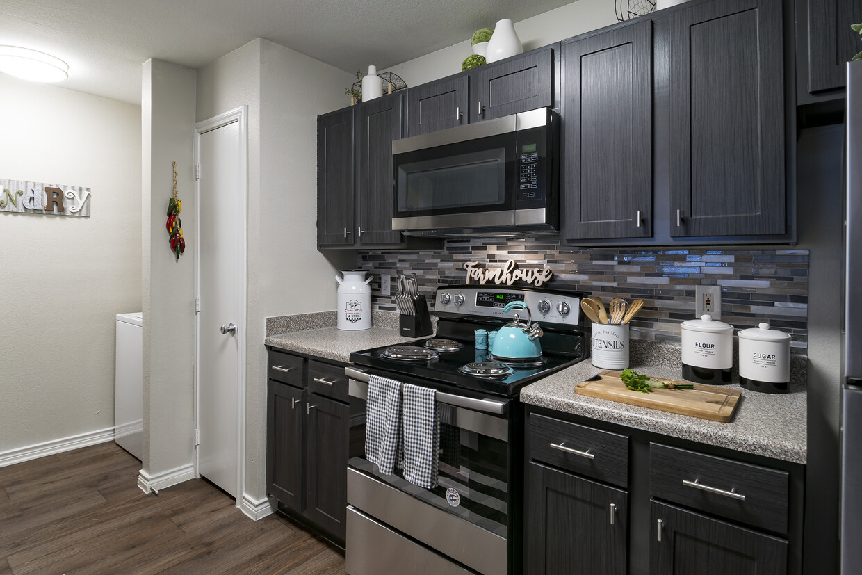 Cocina - Trails of Sanger Apartments