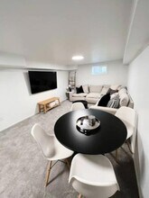 Building Photo - 2382 S 200 W