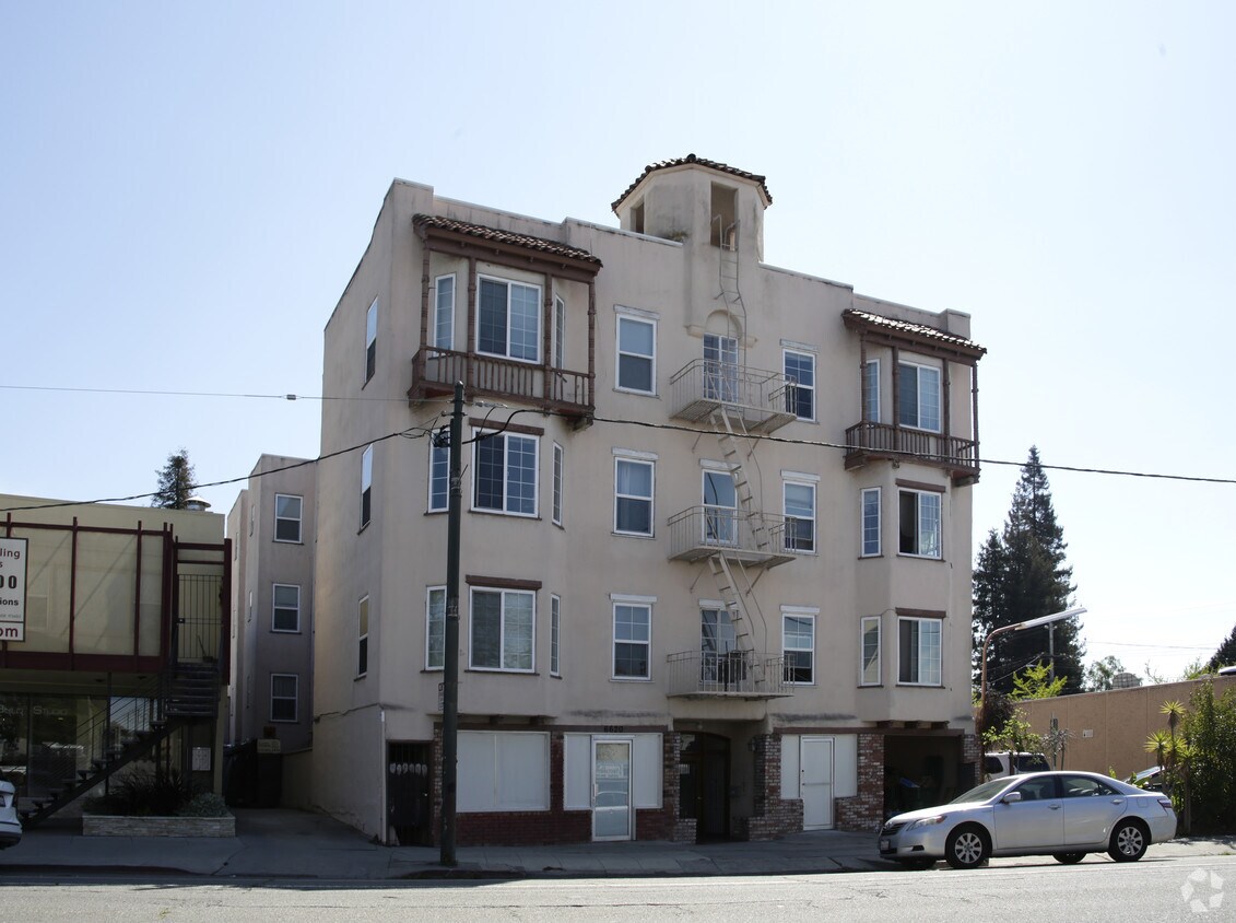 Foto del edificio - 6616 Telegraph Ave