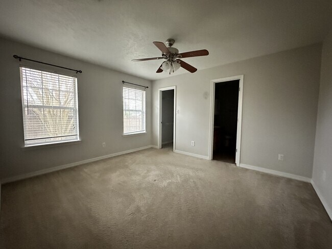 Foto del edificio - 6202 Fagan Cir