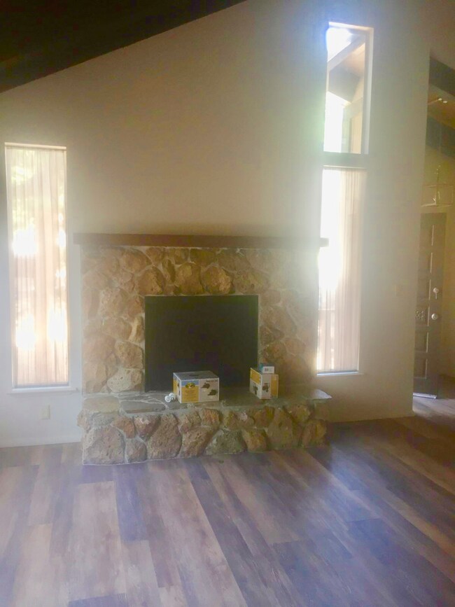 169 Holly Ln, Round Hill Village, NV 89448 Townhome Rentals in Round