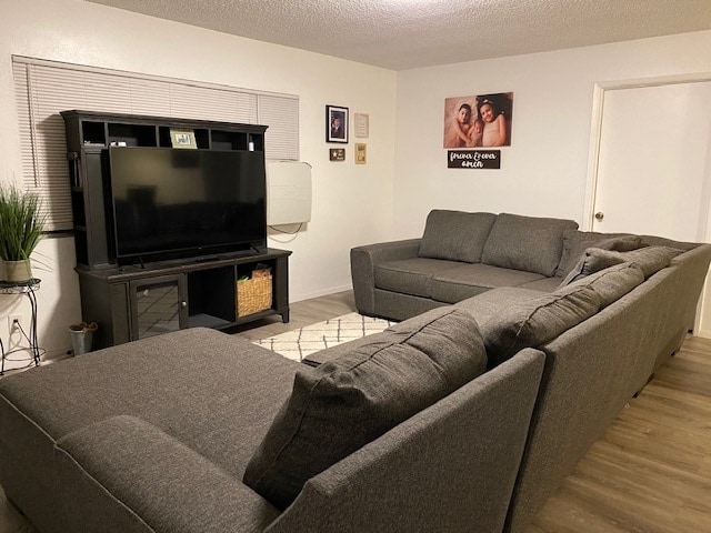 Building Photo - 1940 Yale St