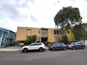 Building Photo - The Venetian