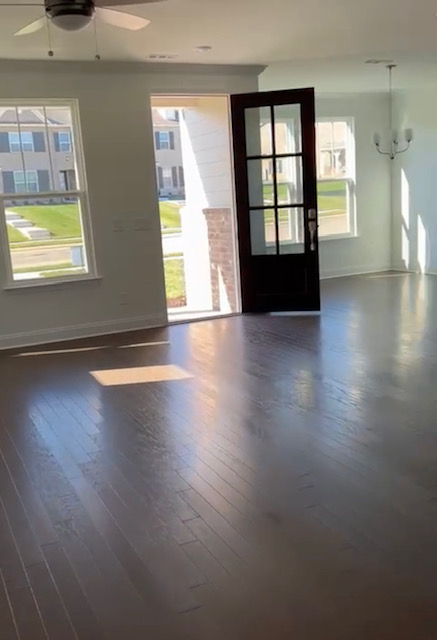 Foto del edificio - 913 Nance Ln