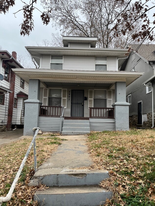 3927 S Benton Ave, Kansas City, MO 64130 House Rental in Kansas City