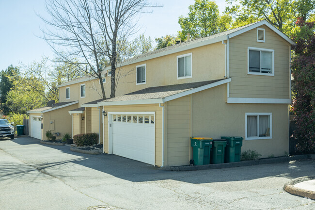 Alternate Building View - 3310-3312 La Canada Dr