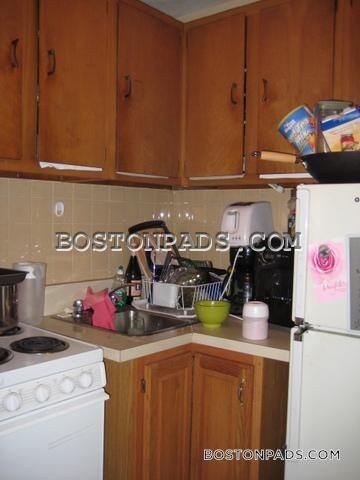 Foto del edificio - 32 Westland Ave
