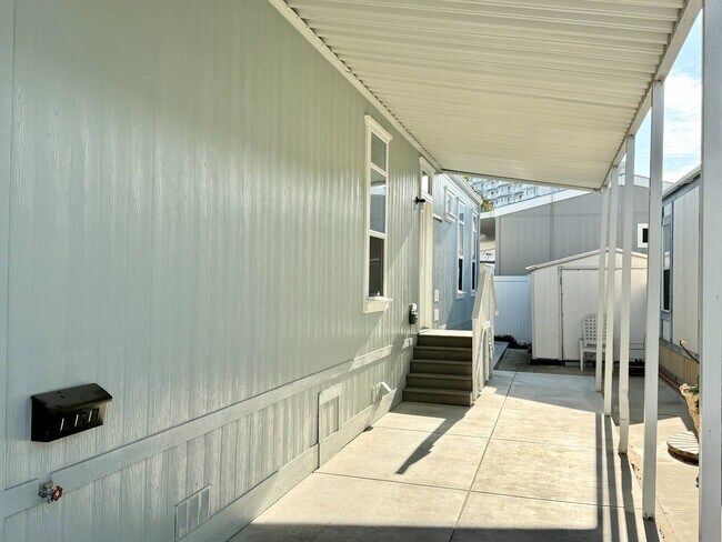 Foto del edificio - 80 Huntington St