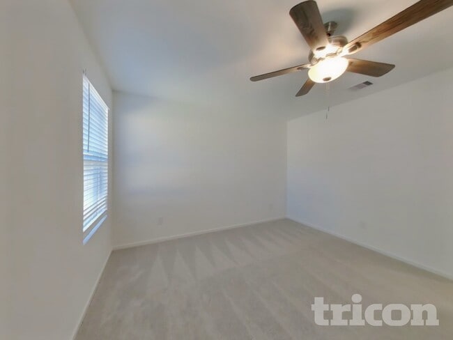 Building Photo - 1722 Serenity Moon Dr