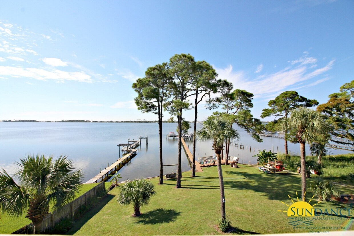 1675 US98, Mary Esther, FL 32569 House Rental in Mary Esther, FL