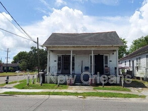 Building Photo - 1776 N Miro St