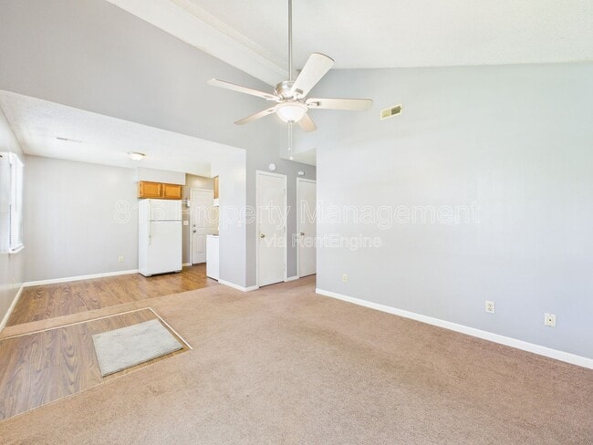 Foto del edificio - 7115 Bales Ave