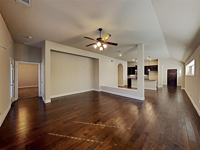Foto del edificio - 9208 Vineyard Ln