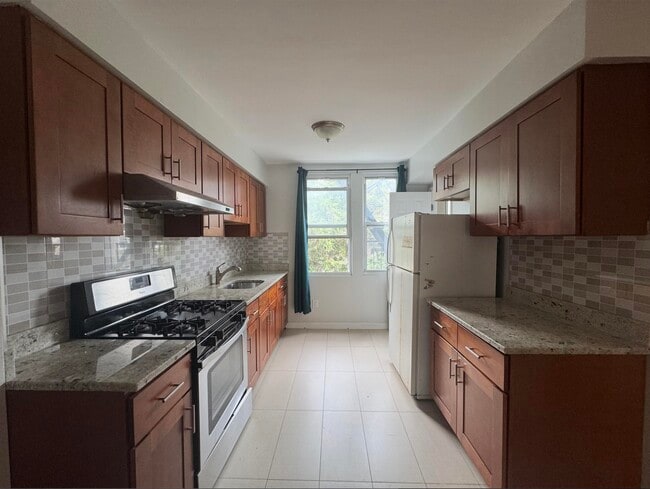 Foto del edificio - 216 1st St