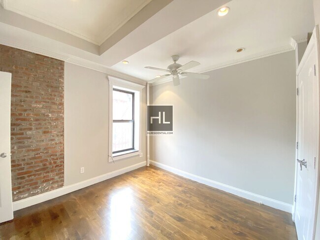 Foto del edificio - MOTT ST.
