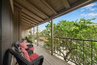 Building Photo - 5711 Sugar Hill Dr