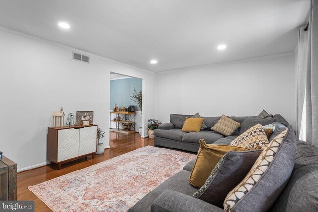 Foto del edificio - 271 Arundel Beach Rd