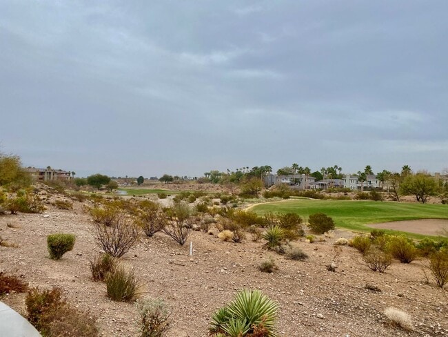 Building Photo - Executive Summerlin Suite