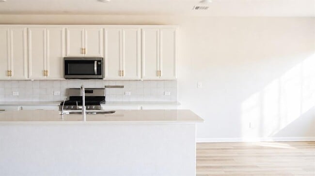 Building Photo - 13108 Chapala Wy