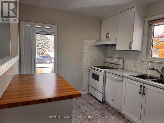 Building Photo - 103 Ranstone Gardens