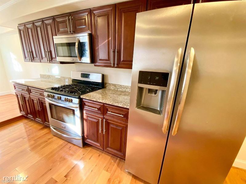 Primary Photo - 2 br, 1 bath Townhome - 397 Masten Ave