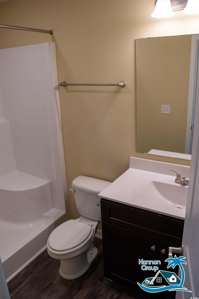 Foto del edificio - 523 Black Swamp Ct