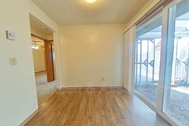 Building Photo - 304 NE Conifer Blvd