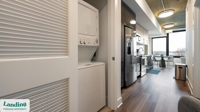 Building Photo - 5201 Leesburg Pike