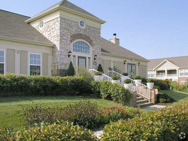 Community - Pebble Brook Village