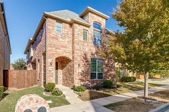 Building Photo - 3712 Cobblecreek Dr