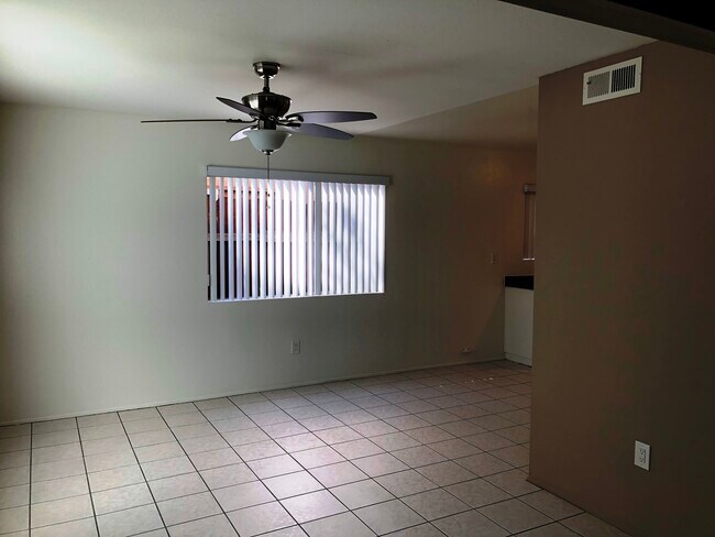 Foto del edificio - 969 Mission Dr